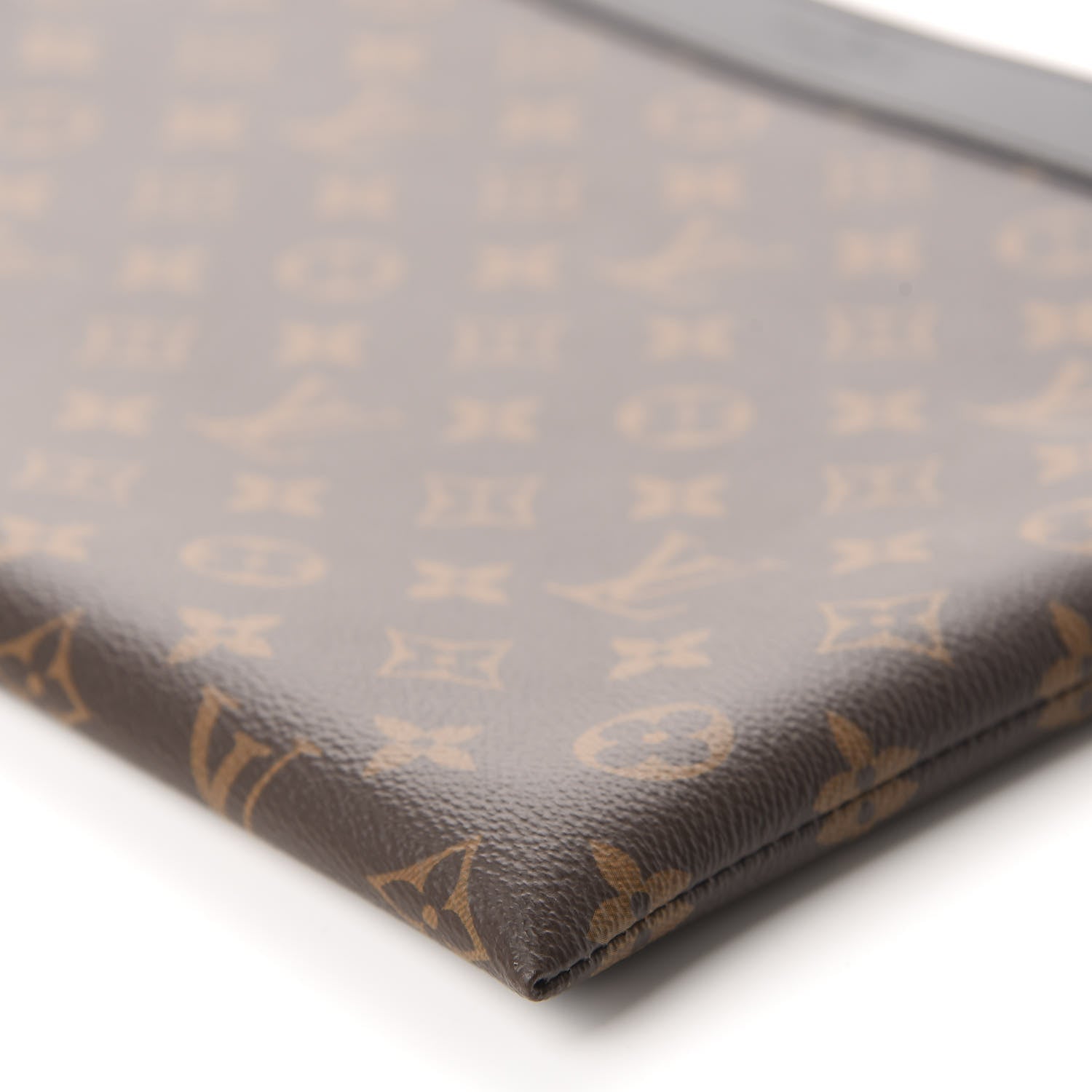 Louis Vuitton Monogram Discovery Pochette GM 7 of 10