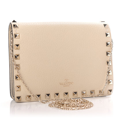 Valentino Garavani Pebbled Calfskin Rockstud Wallet on Chain Light Ivory 3 of 10