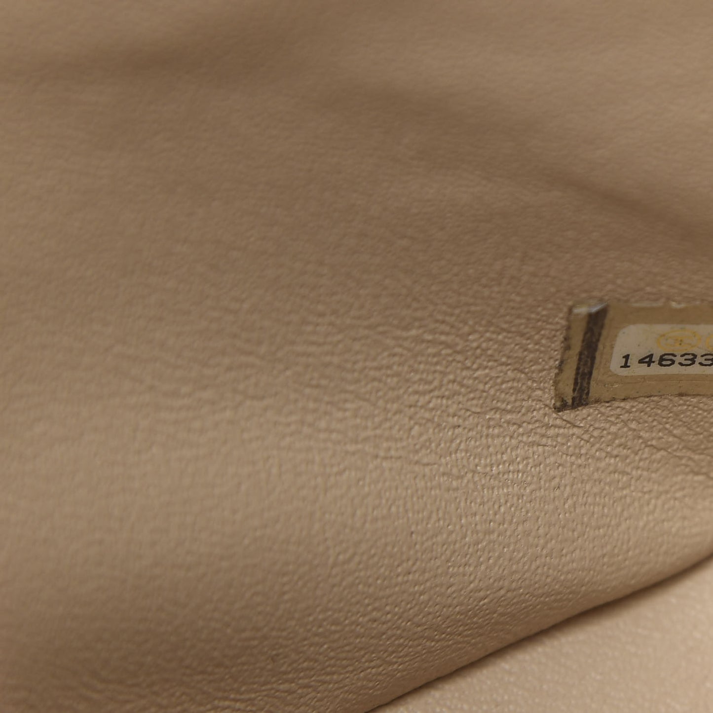 Caviar Quilted Jumbo Double Flap Beige Clair