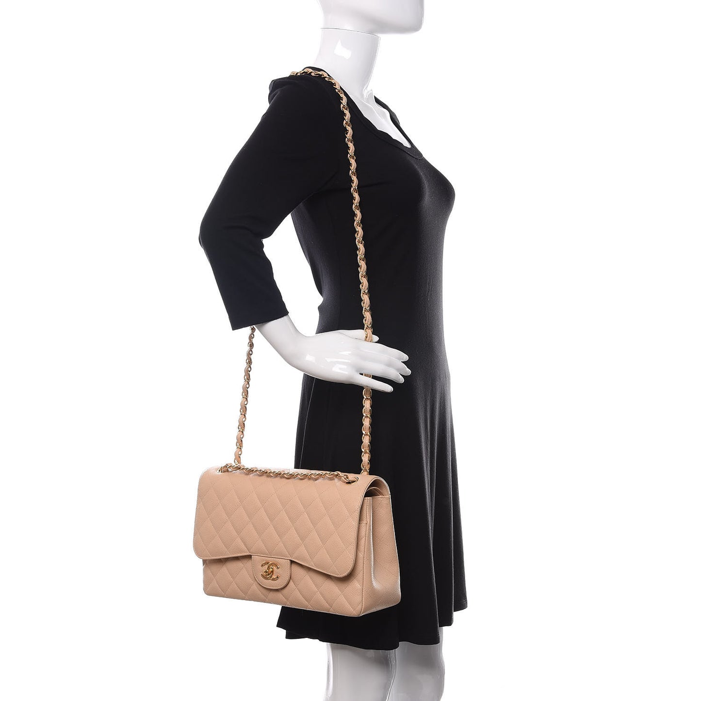 Caviar Quilted Jumbo Double Flap Beige Clair