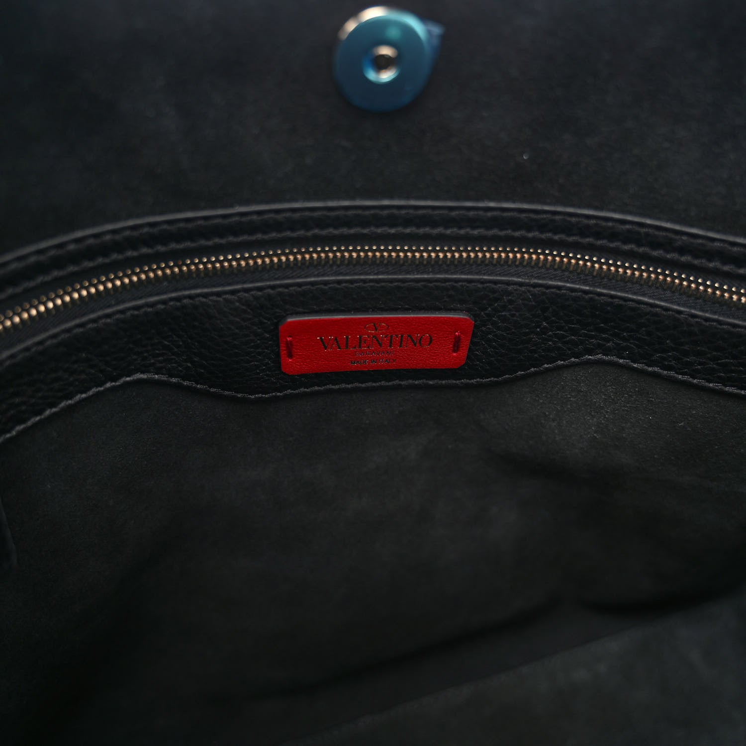 Valentino Garavani Grained Calfskin Rockstud Shoulder Tote Black 6 of 9