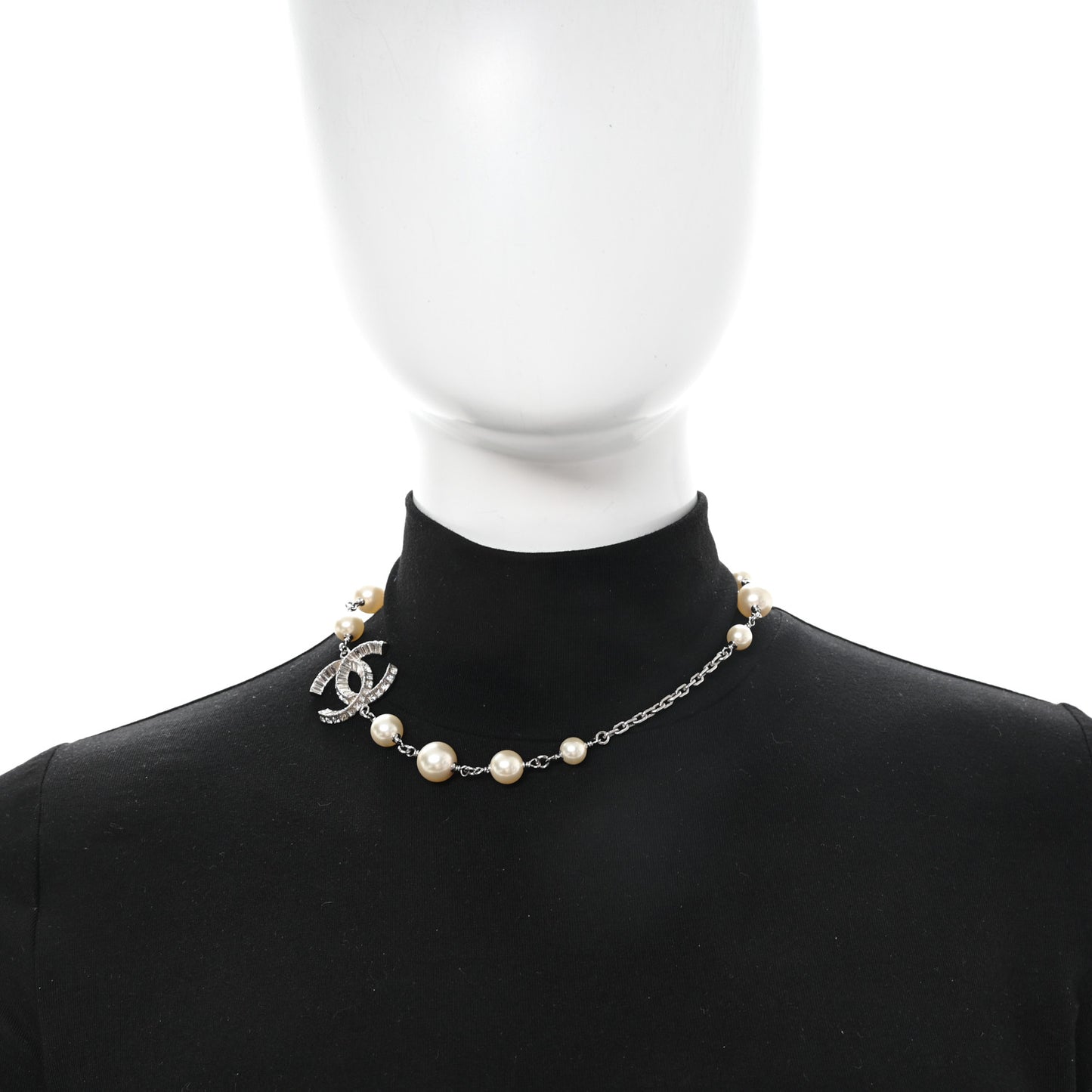 Pearl Crystal Baguette CC Short Necklace  Silver