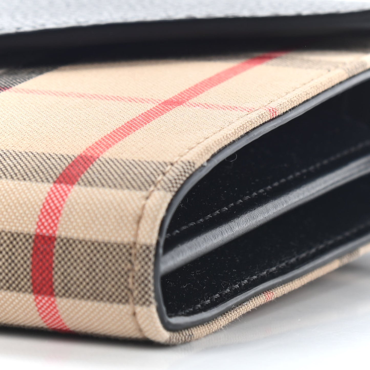 Grainy Calfskin Vintage Check Wallet With Detachable Strap Black
