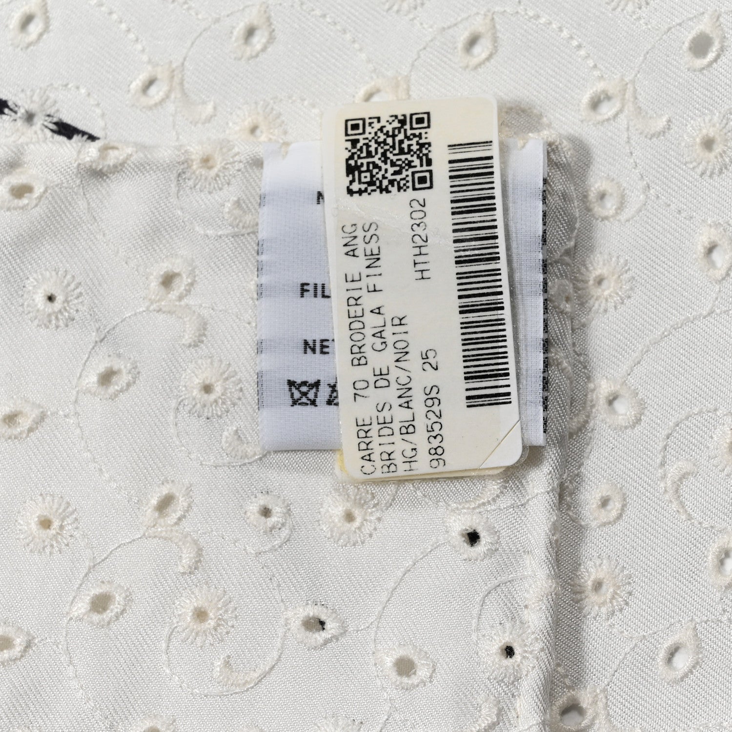 Hermes Silk Embroidered Brides De Gala Finesse Broderie Anglaise Scarf 70 White Black 3 of 4