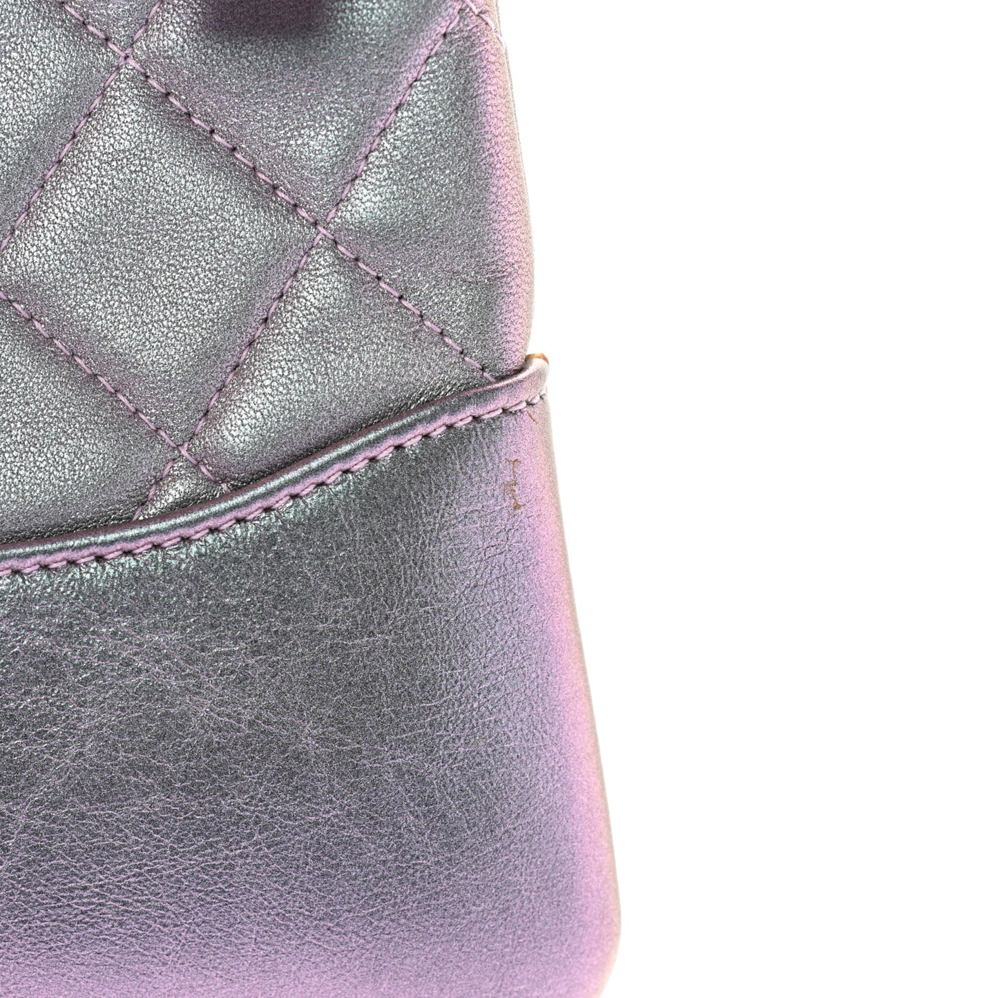 Iridescent Lambskin Quilted Large Gabrielle Cosmetic Case Light Purple