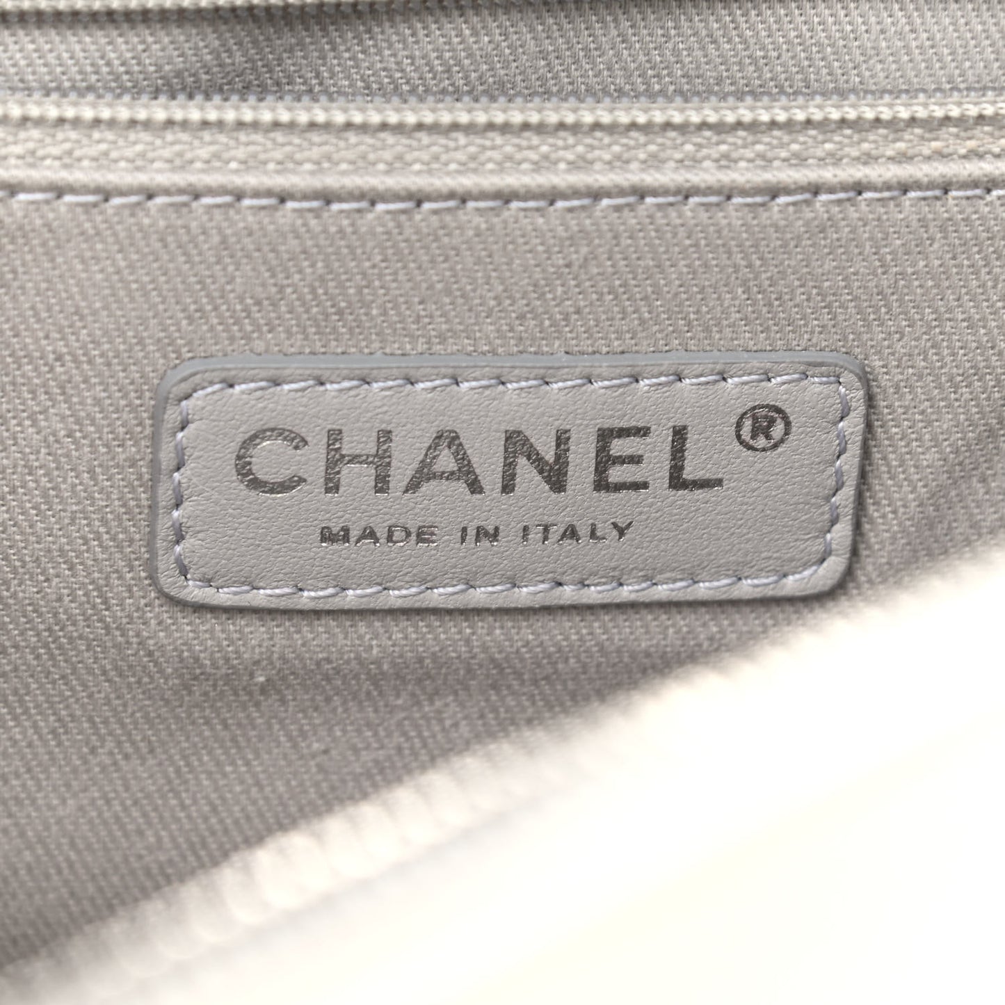 Caviar Quilted Jumbo Easy Flap Dark White