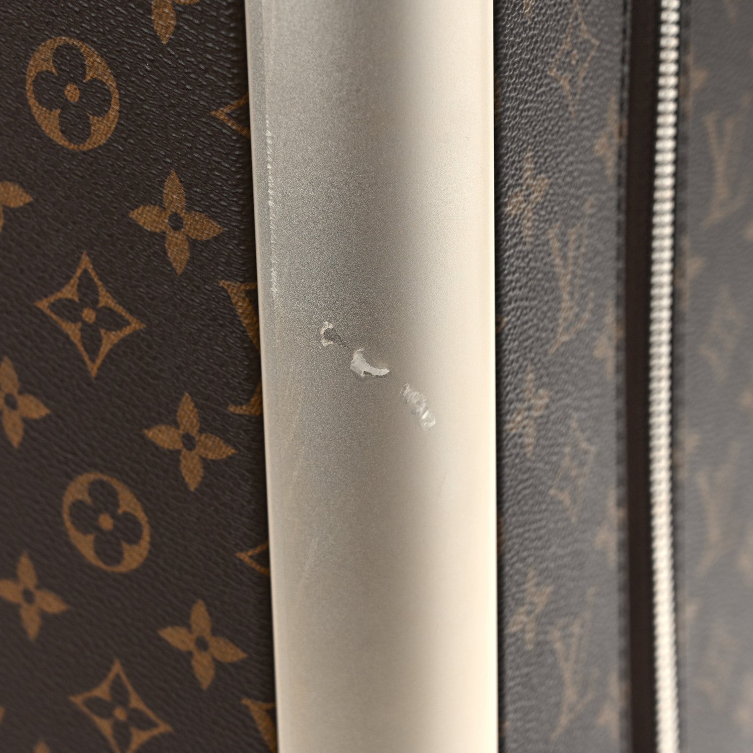 Louis Vuitton Monogram Horizon 55 Coquelicot 12 of 13