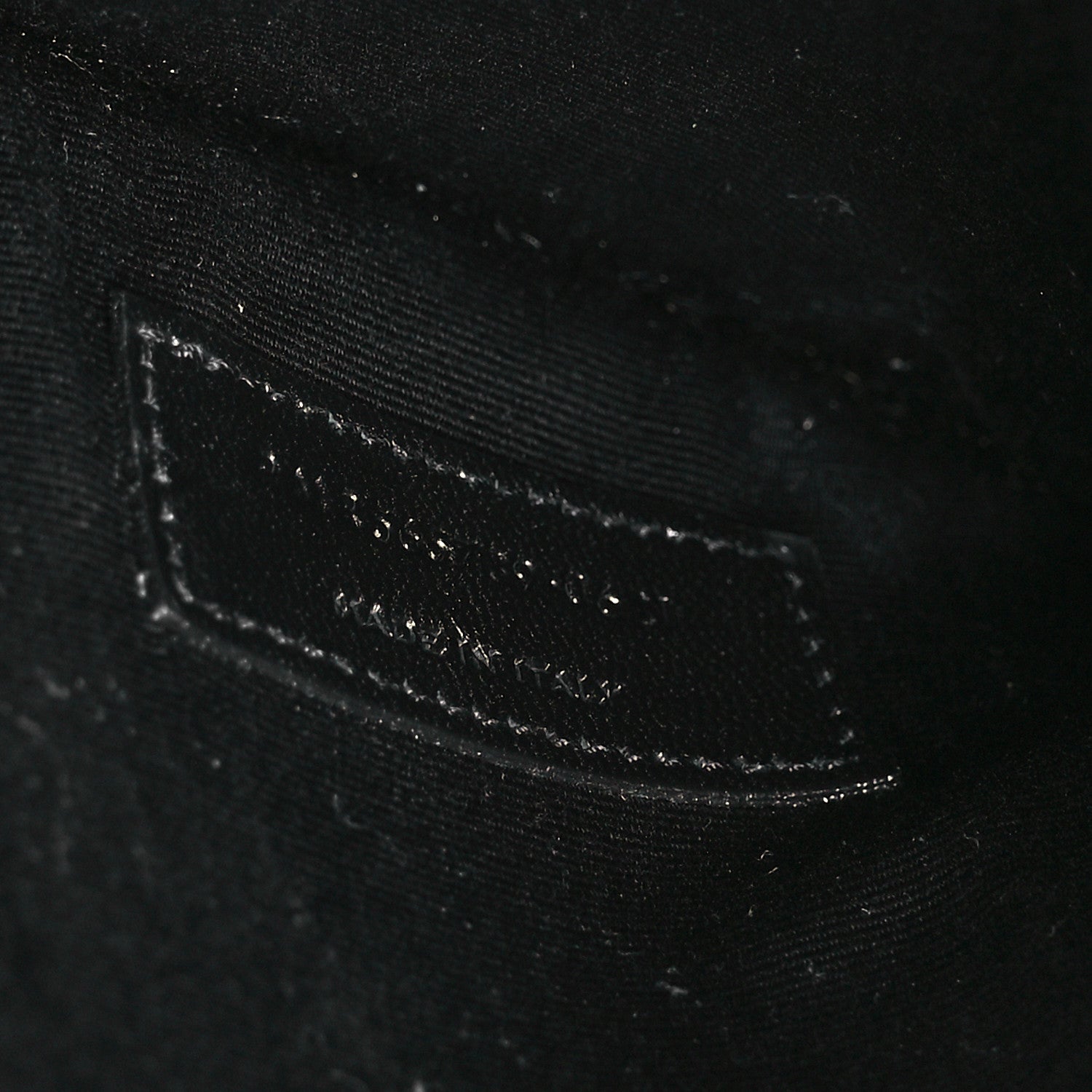 Saint Laurent Grain De Poudre Uptown Pouch Black 7 of 10
