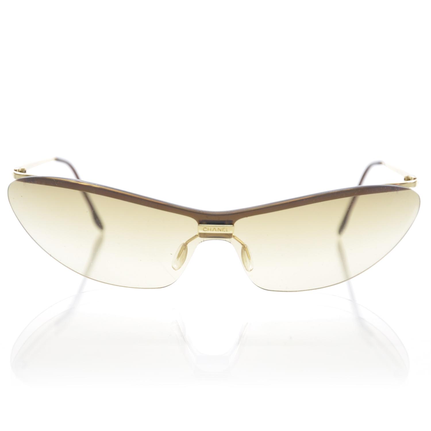 Chanel Sunglasses 4042 | 2 of 8