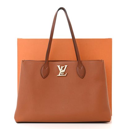 Louis Vuitton Grained Calfskin Lockme Shopper Chataigne 13 of 13