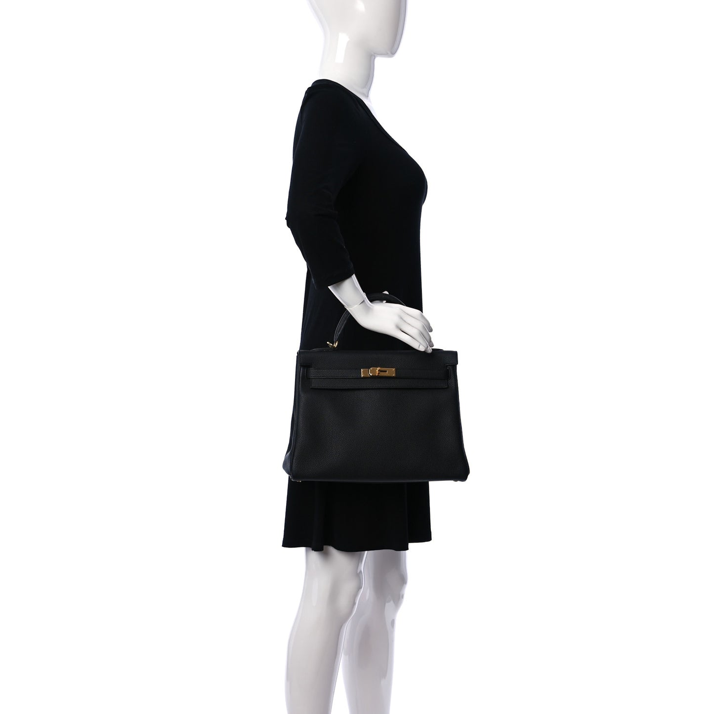 Togo Kelly Retourne 32 Black