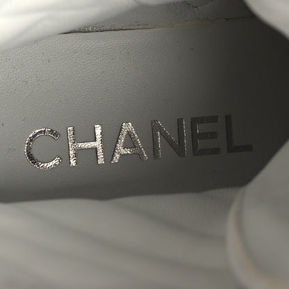 Chanel Caviar Calfskin Quilted Chain Lace Up Combat Boots 39.5 White Black 8 of 8