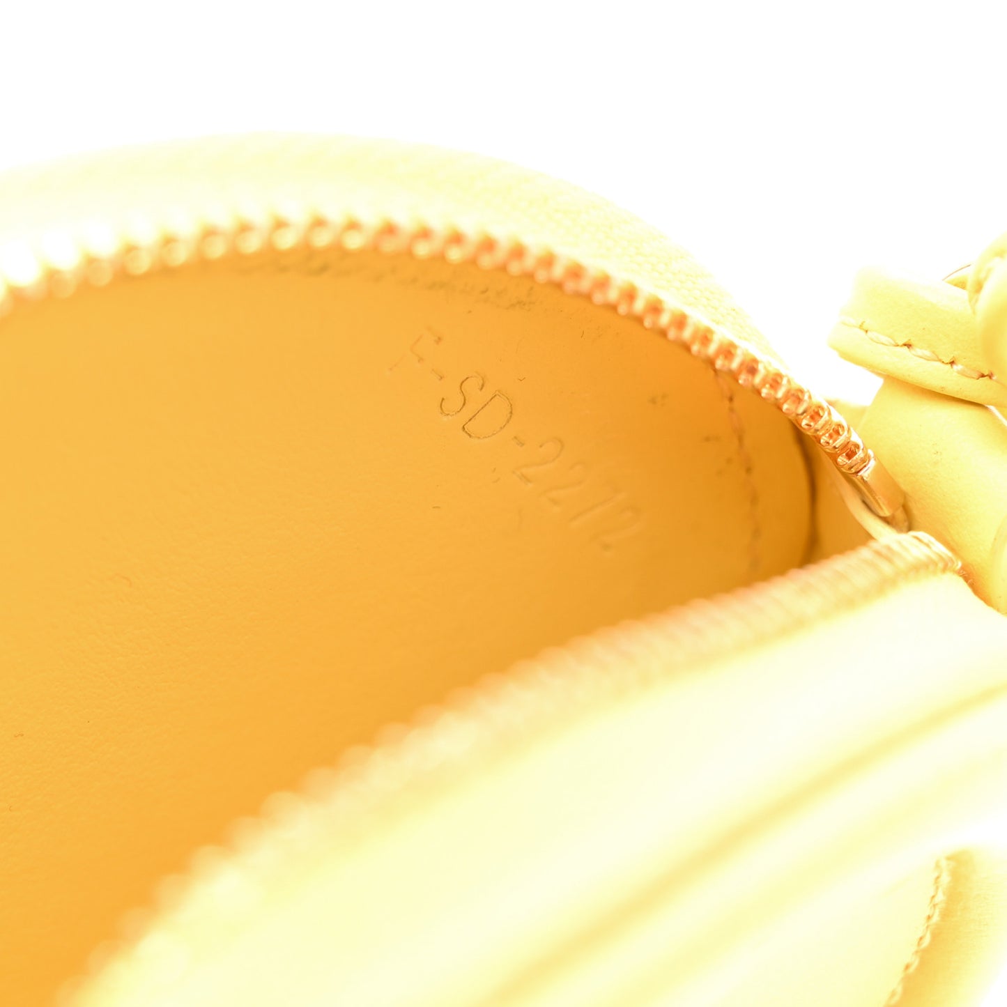 Smooth Calfskin Triomphe Oval Wallet Yellow