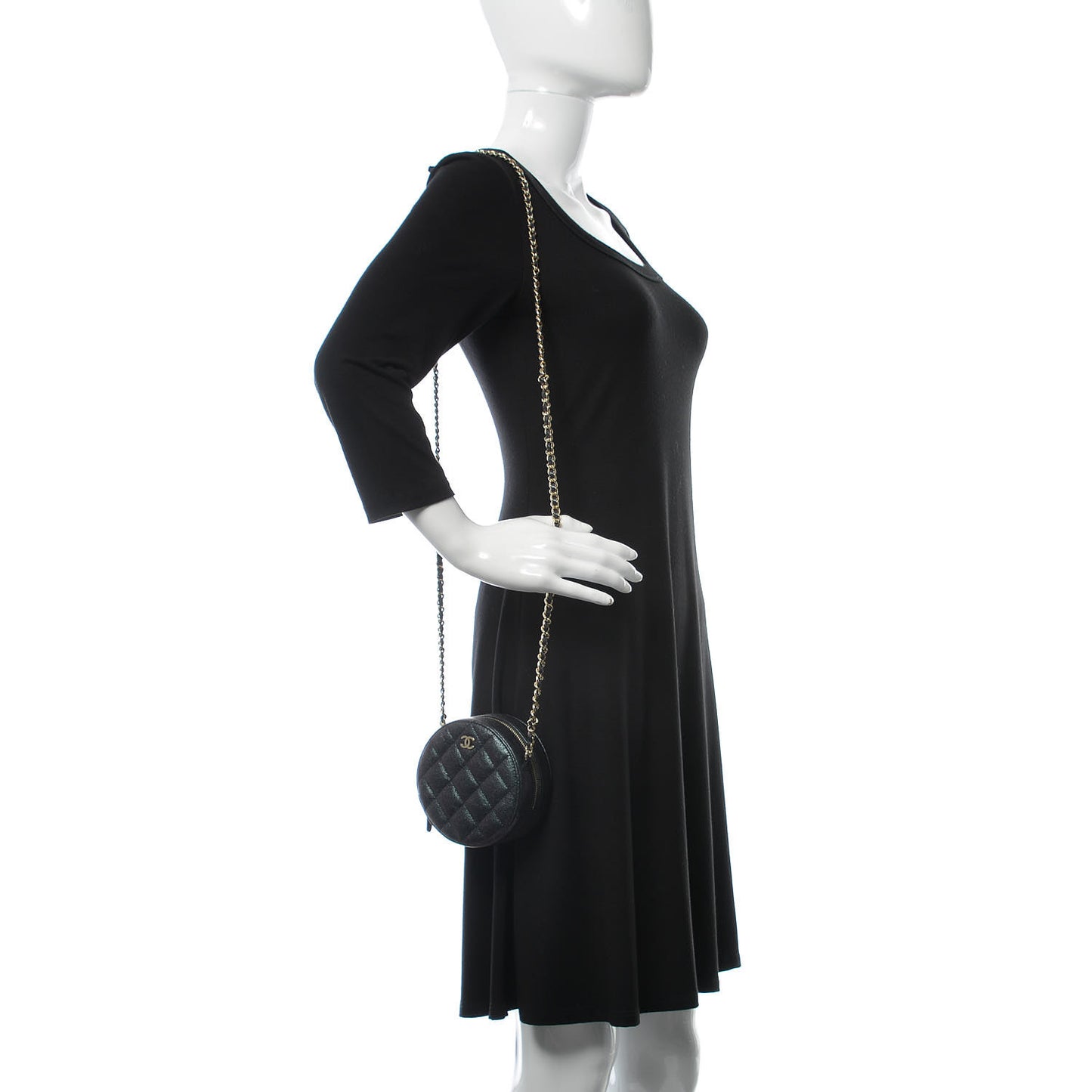 Iridescent Caviar Quilted Round Clutch With Chain Black