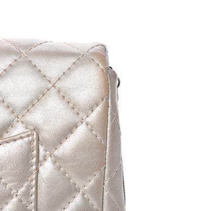Chanel Metallic Calfskin Quilted 2.55 Reissue Clutch Silver 13 of 25