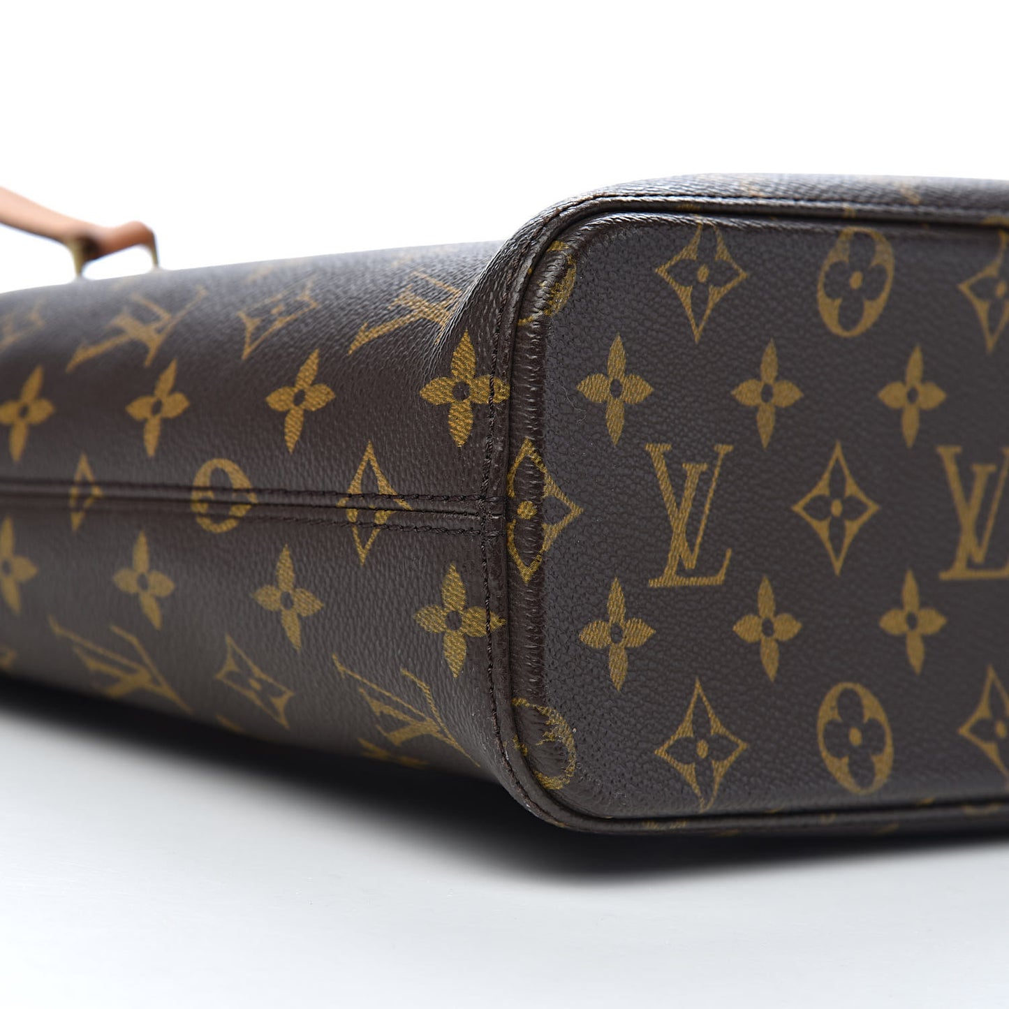 Monogram Luco