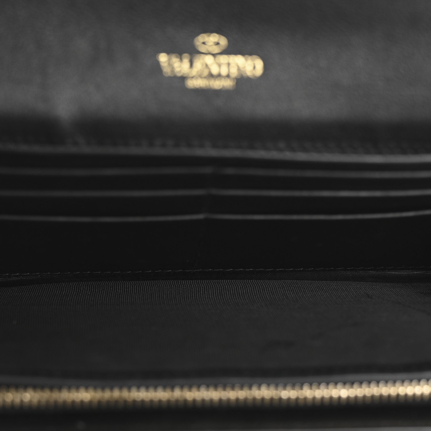 Valentino Garavani Nappa Rockstud Wristlet Clutch Black 5 of 15