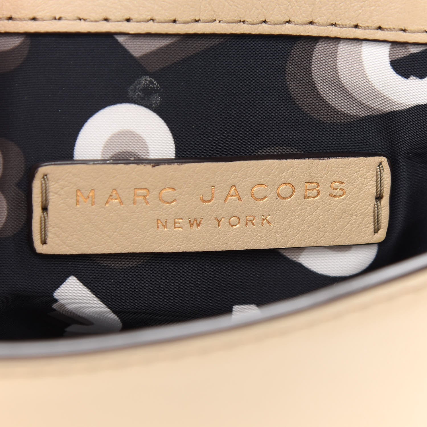 Marc Jacobs Pebbled Calfskin Crossbody Beige 6 of 9