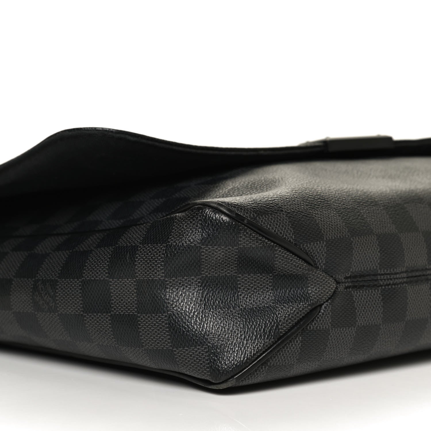 Louis Vuitton Damier Graphite District GM 10 of 16
