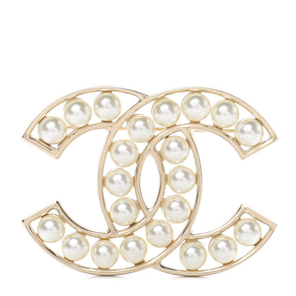 Chanel Pearl CC Brooch Light Gold 1 of 4