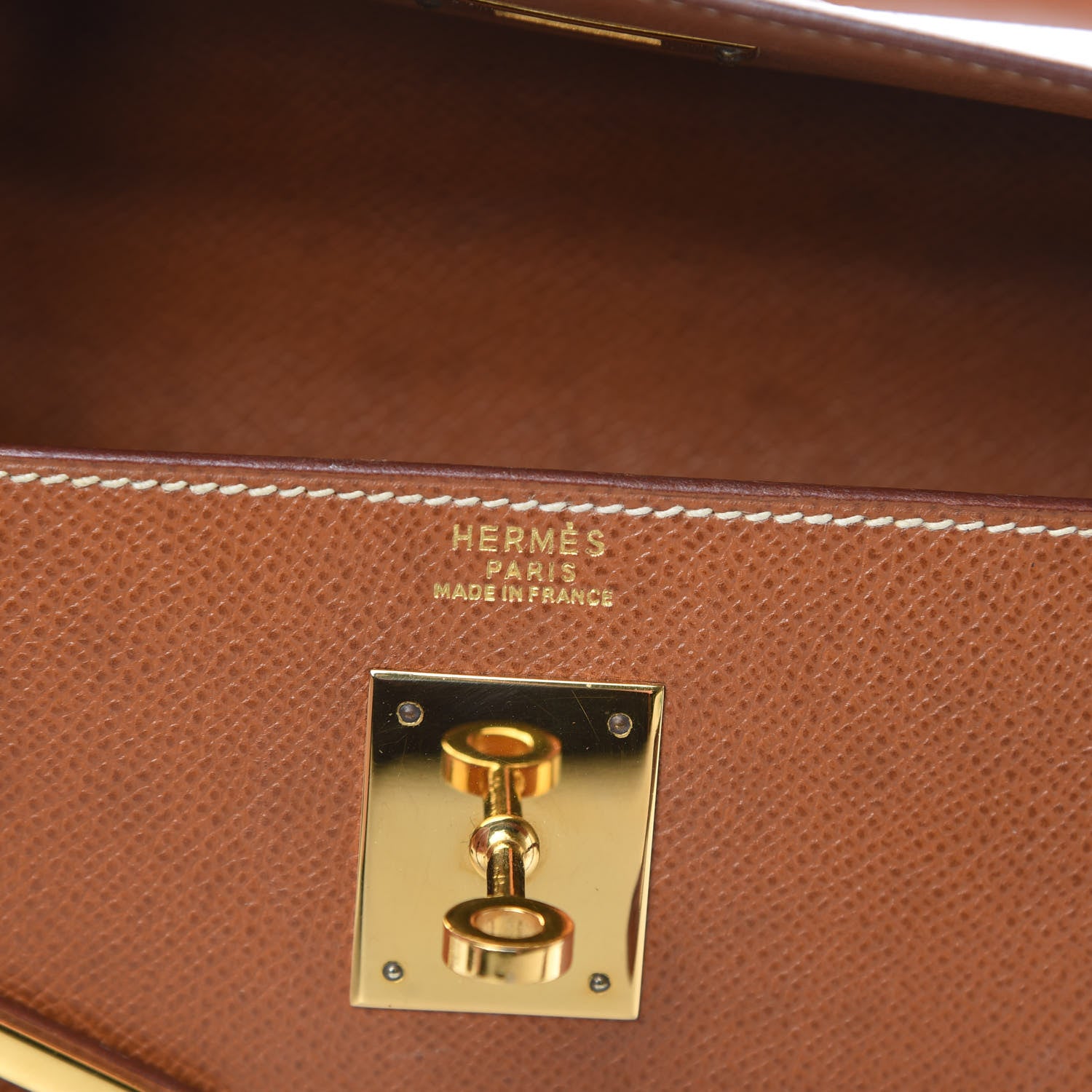 Hermes Courchevel Kelly Sellier 32 Gold 6 of 17