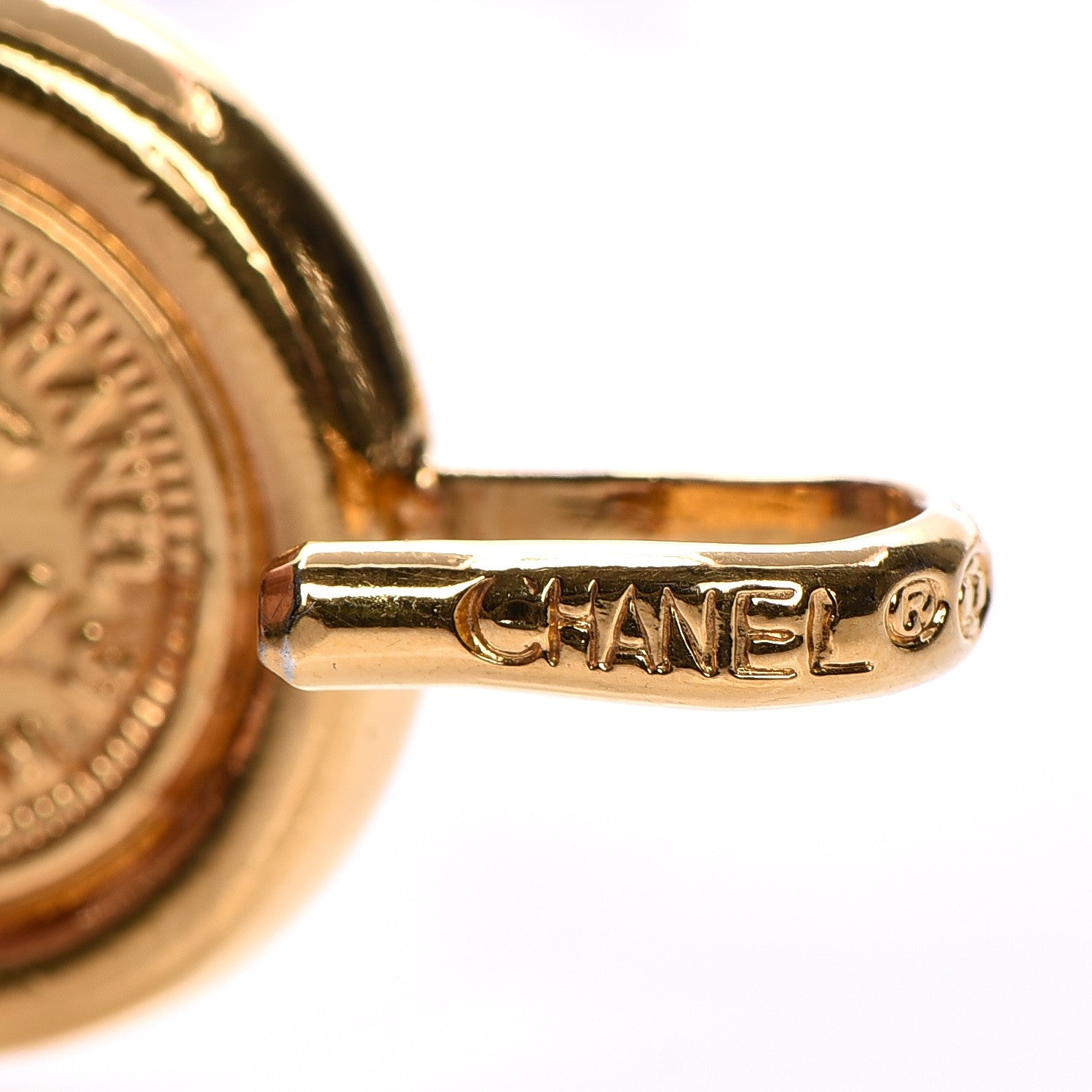 Chanel Metal Chain CC Medallion Belt Gold 4 of 8