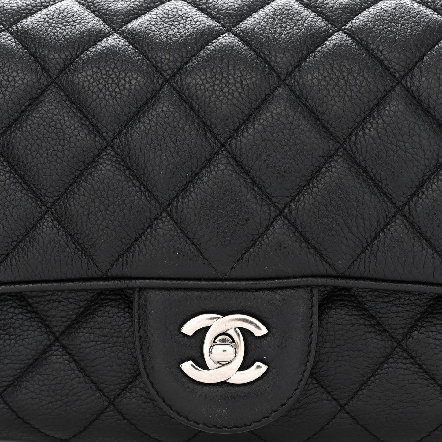 Grained Calfskin Quilted Medium Casual Rock Flap Black