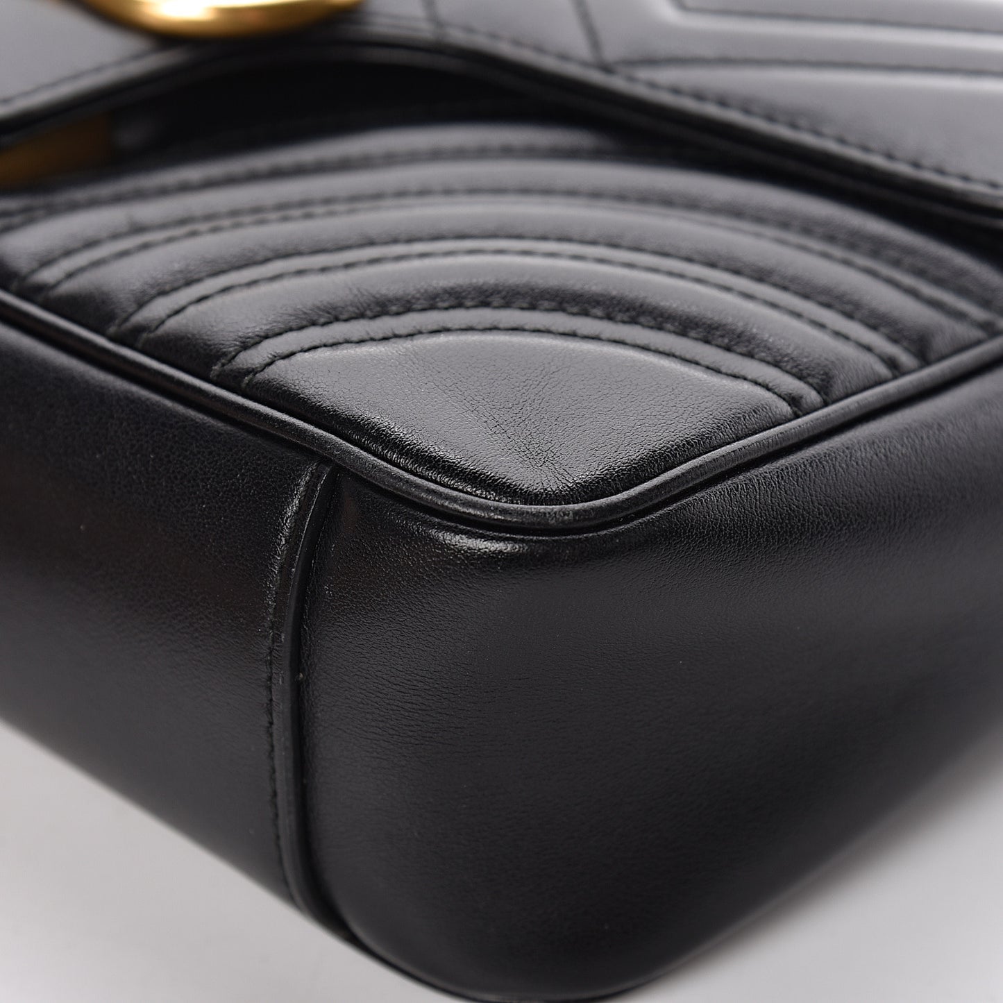 Calfskin Matelasse Small GG Marmont Shoulder Bag Black