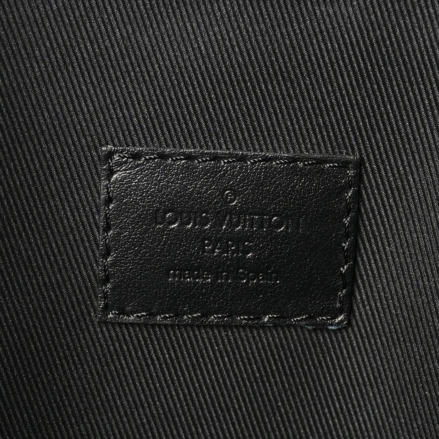 Louis Vuitton Calfskin Monogram Shadow Discovery Bumbag Black 6 of 9
