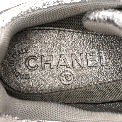 Chanel Metallic Crackled Calfskin CC Sneakers 38.5 Silver Black Navy 7 of 10