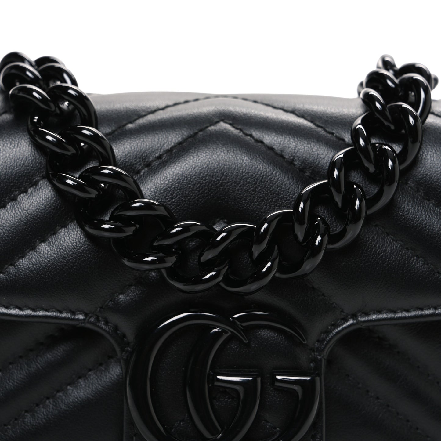Calfskin Matelasse Monochrome GG Marmont Chain Belt Bag Black
