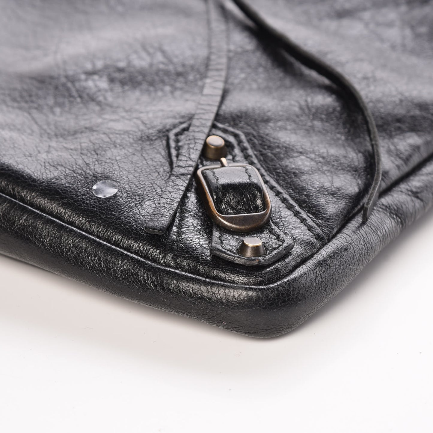 Agneau Classic Hardware Flat Crossbody Black