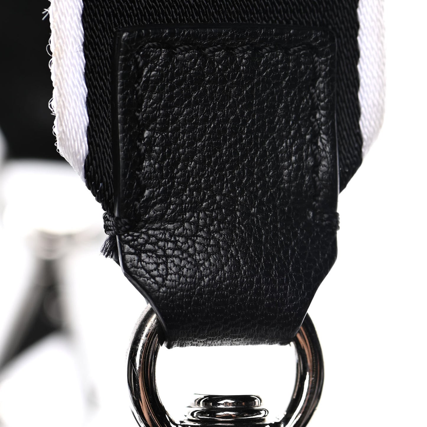Nylon 4G Small Pandora Black