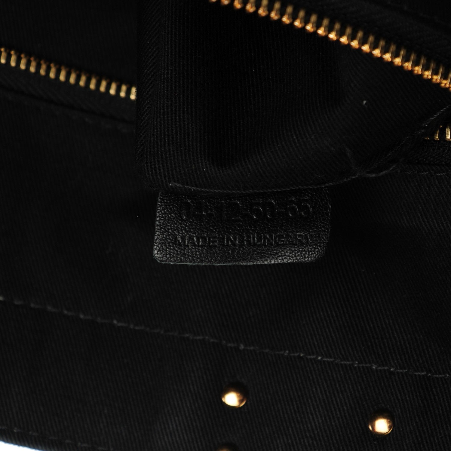 Chloe Calfskin T Tote Black 9 of 10