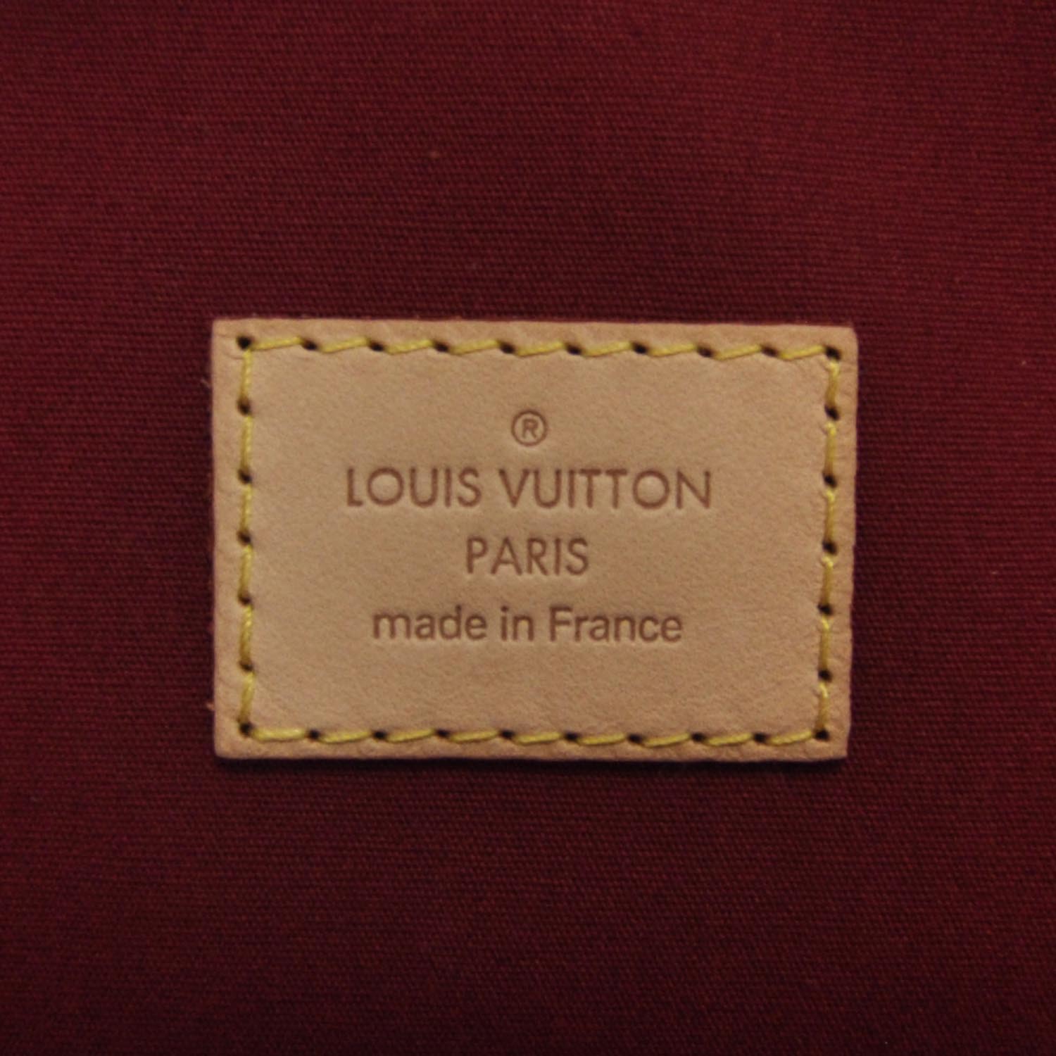 Louis Vuitton Vernis Brentwood Pomme D'Amour 6 of 7