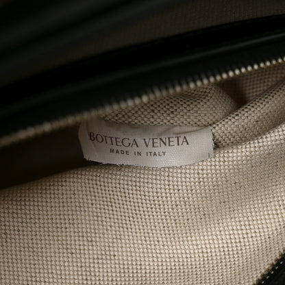 Bottega Veneta Grained Calfskin Intrecciato Andiamo Messenger Bag Black 7 of 11