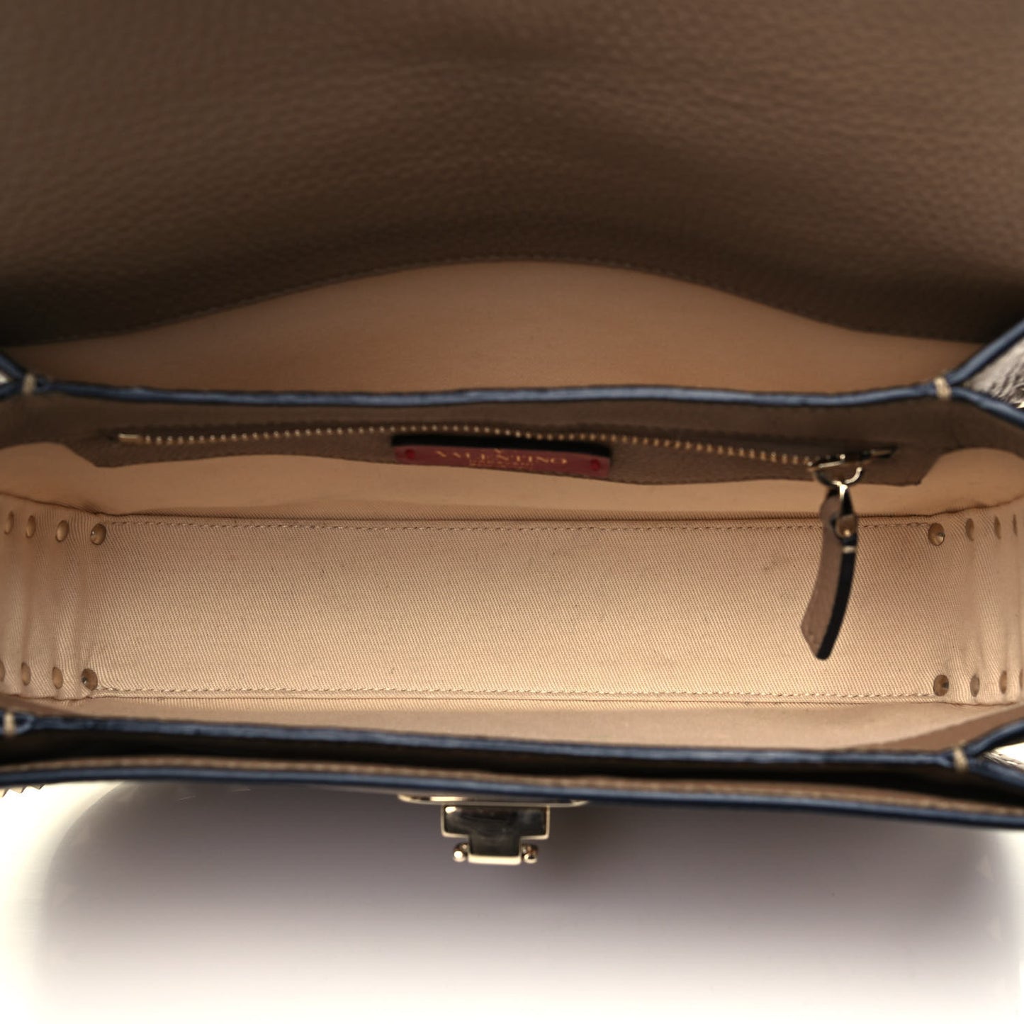 Pebbled Calfskin Medium Rockstud Flap Saddle Bag Nocciola
