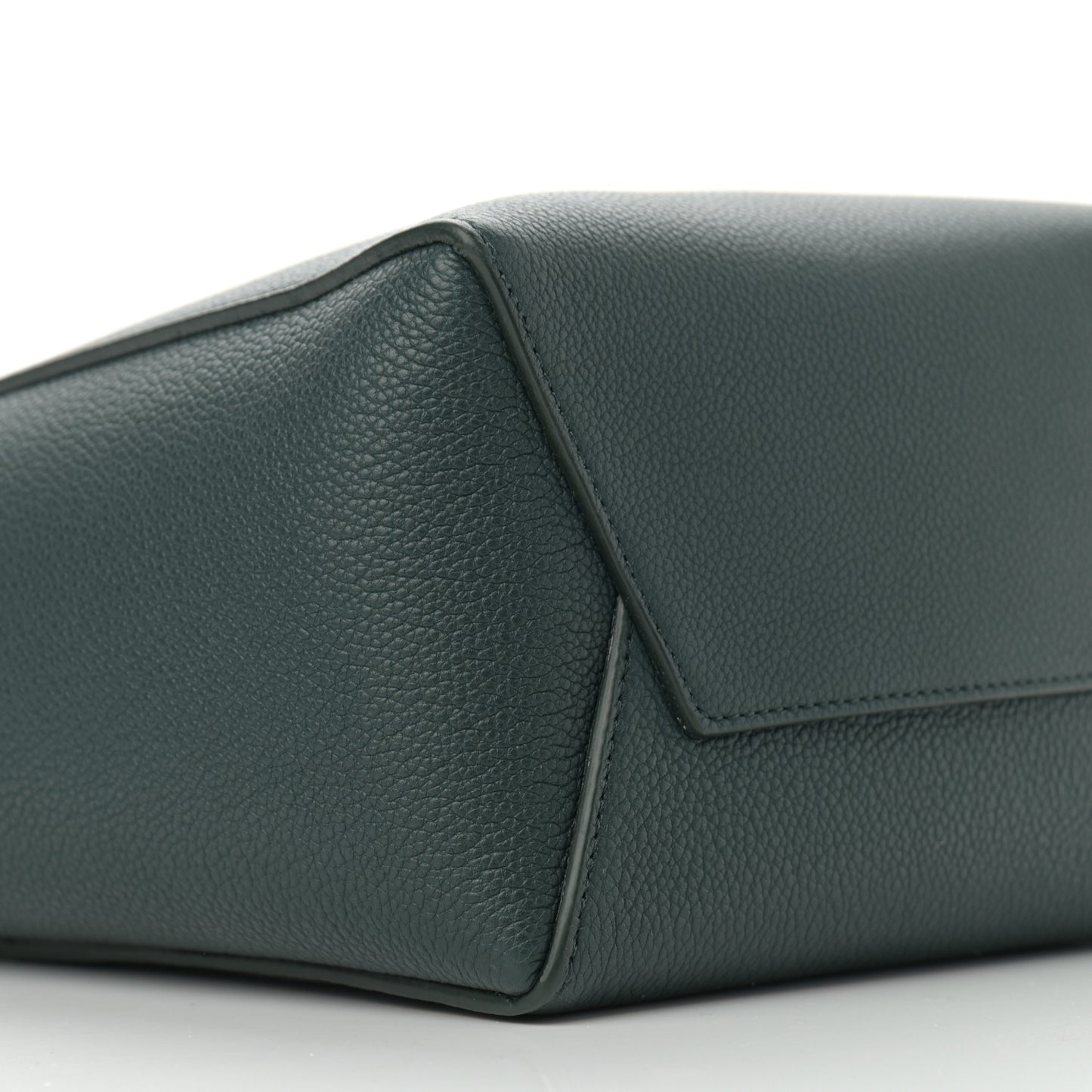 Soft Grained Calfskin Small Sangle Bucket Bag Amazone
