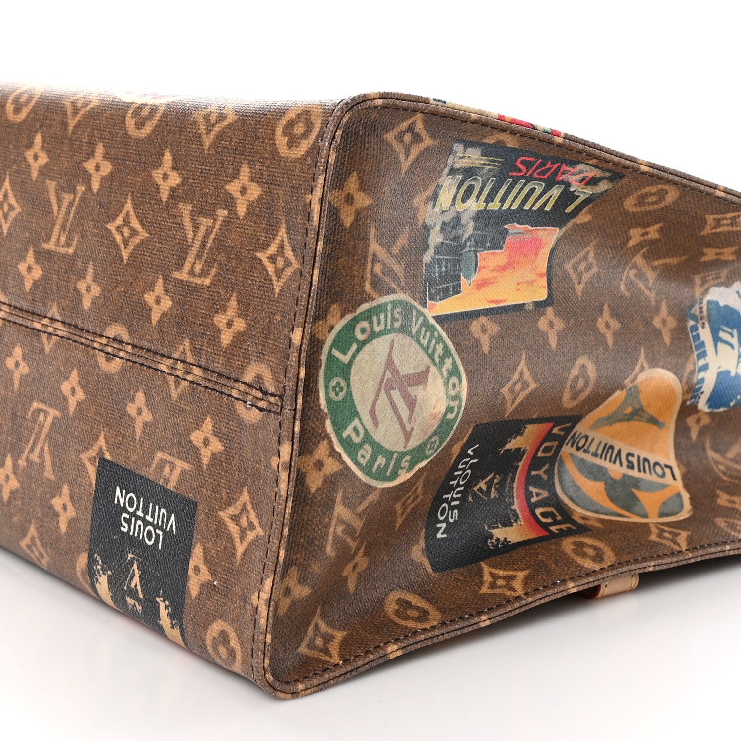 Louis Vuitton Monogram Flight Mode Onthego Voyage 10 of 10