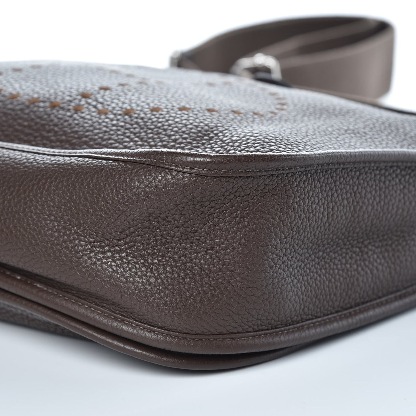 Taurillon Clemence Evelyne III GM Chocolate