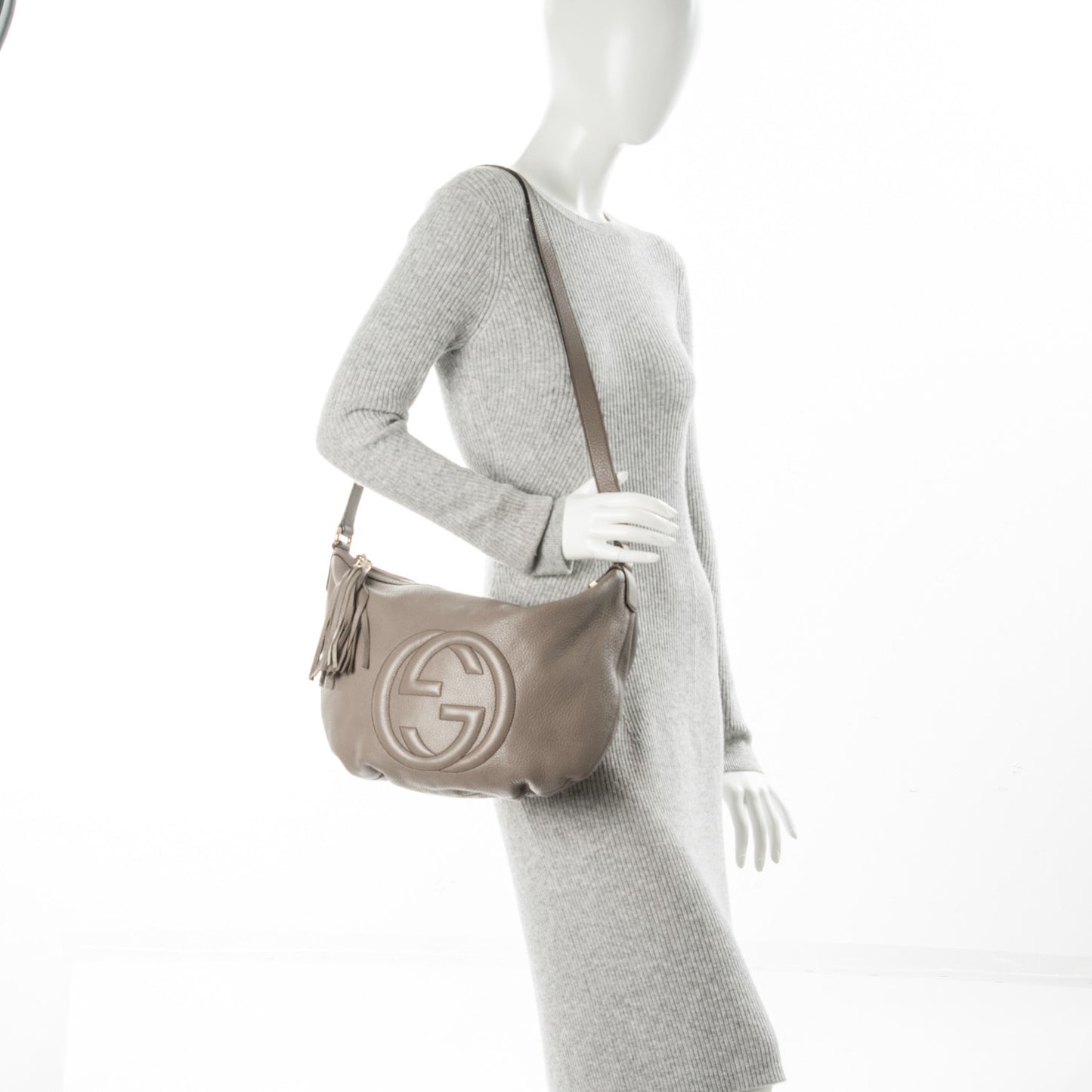 Pebbled Calfskin Medium Soho Hobo New Fango