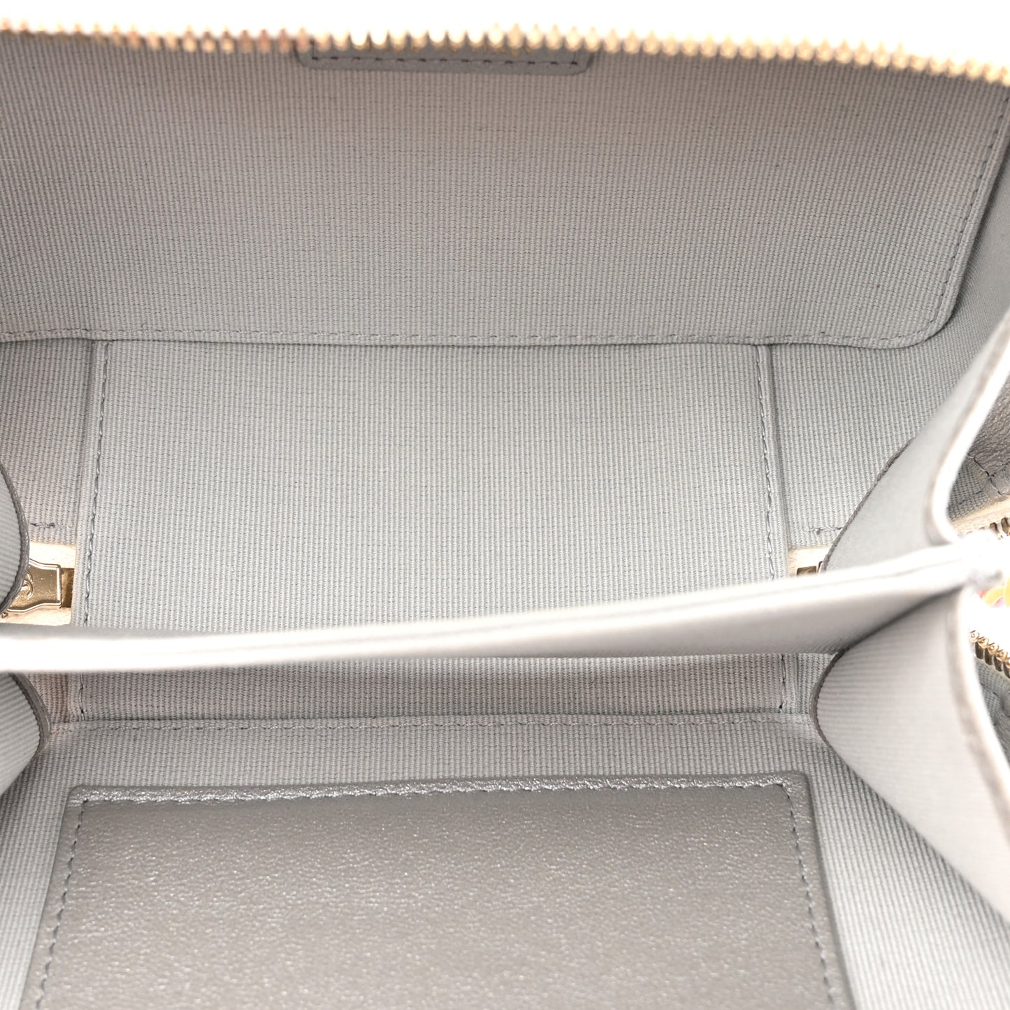 Shiny Calfskin Quilted Small Top Handle Vanity Case With Chain White