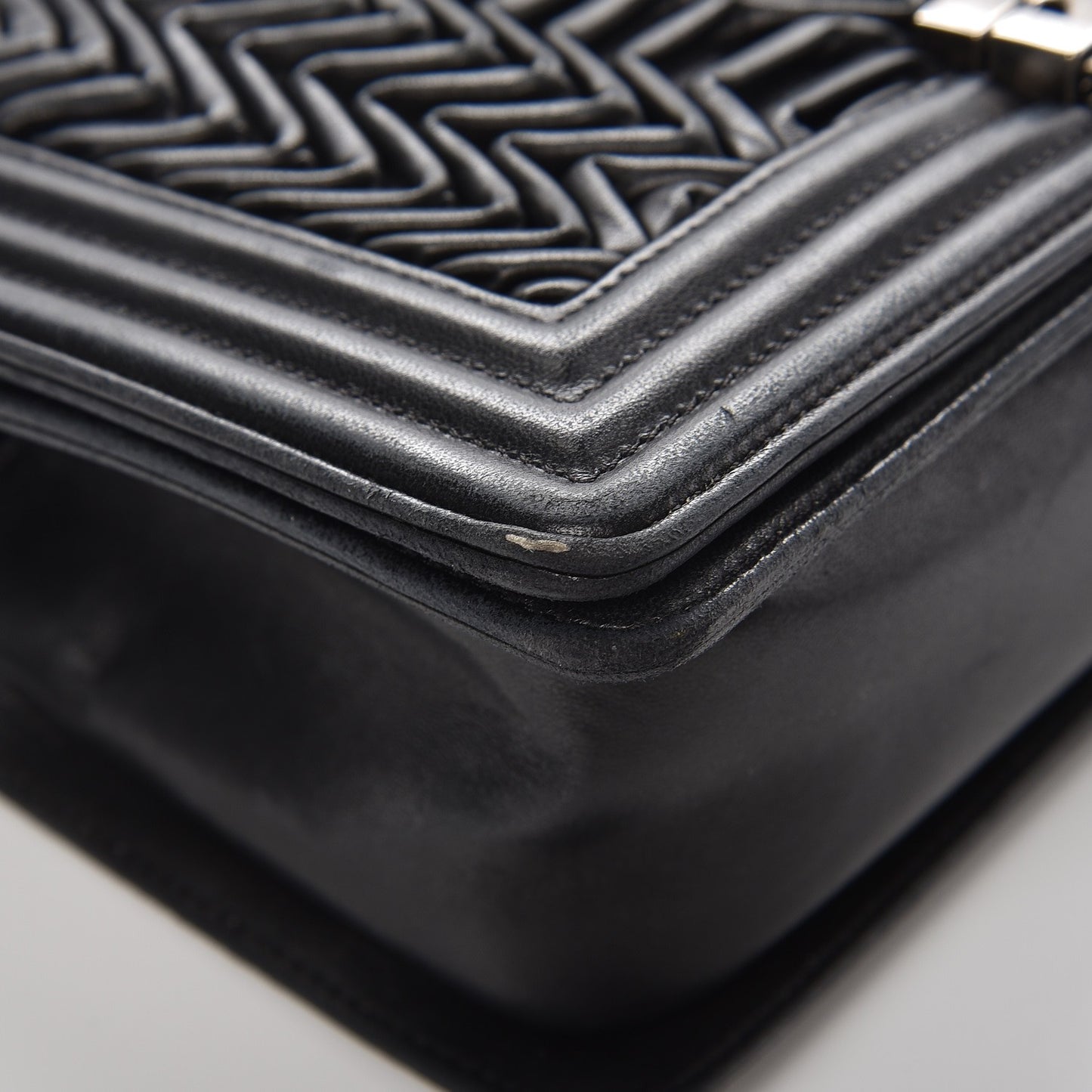 Calfskin Pleated Medium Boy Flap Black