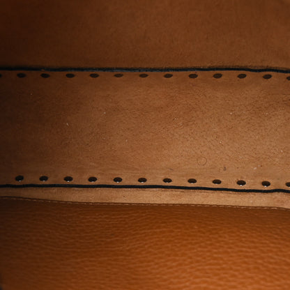 Valentino Garavani Pebbled Calfskin Small Rockstud Flip-Lock Messenger Bag Light Cuir 5 of 11