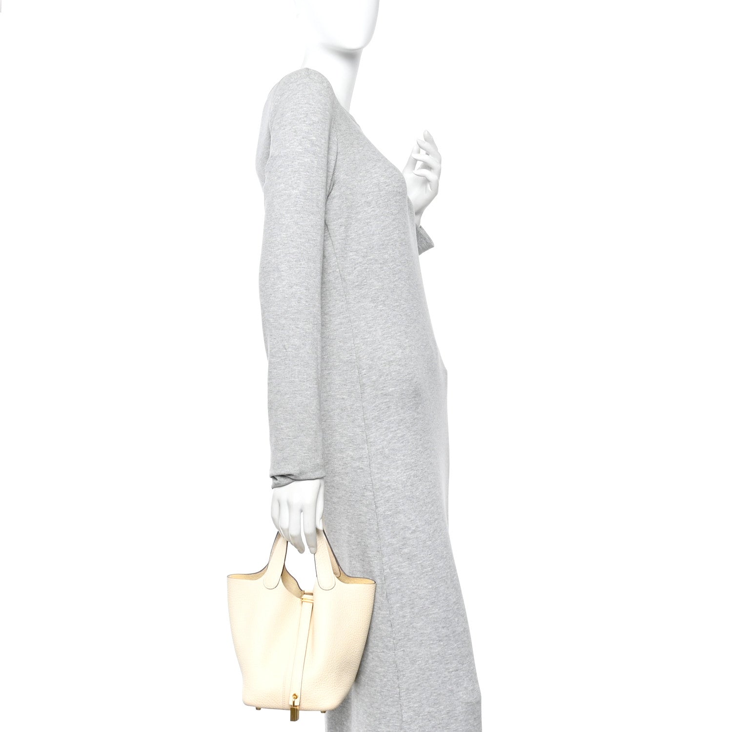 Hermes Taurillon Clemence Picotin Lock 18 PM Nata 2 of 9