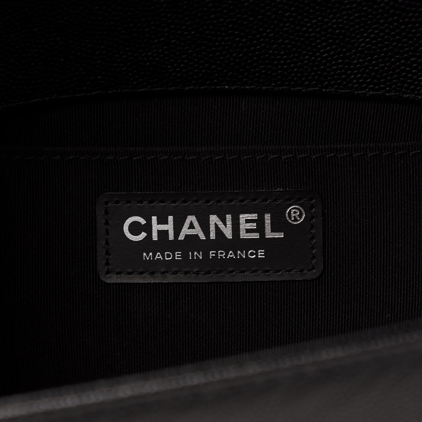 Caviar Quilted Medium Boy Flap Black