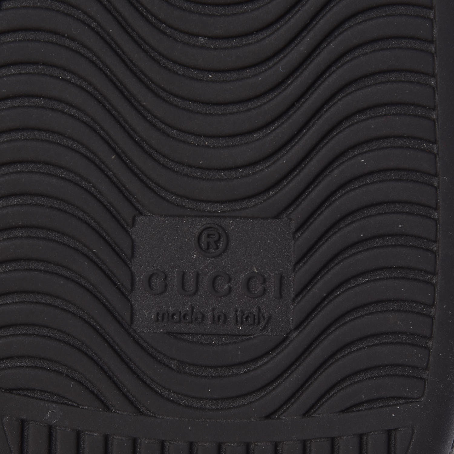Gucci Calfskin Stripe Mens New Ace Sneakers 11 Black Ecru Red Flame 9 of 11