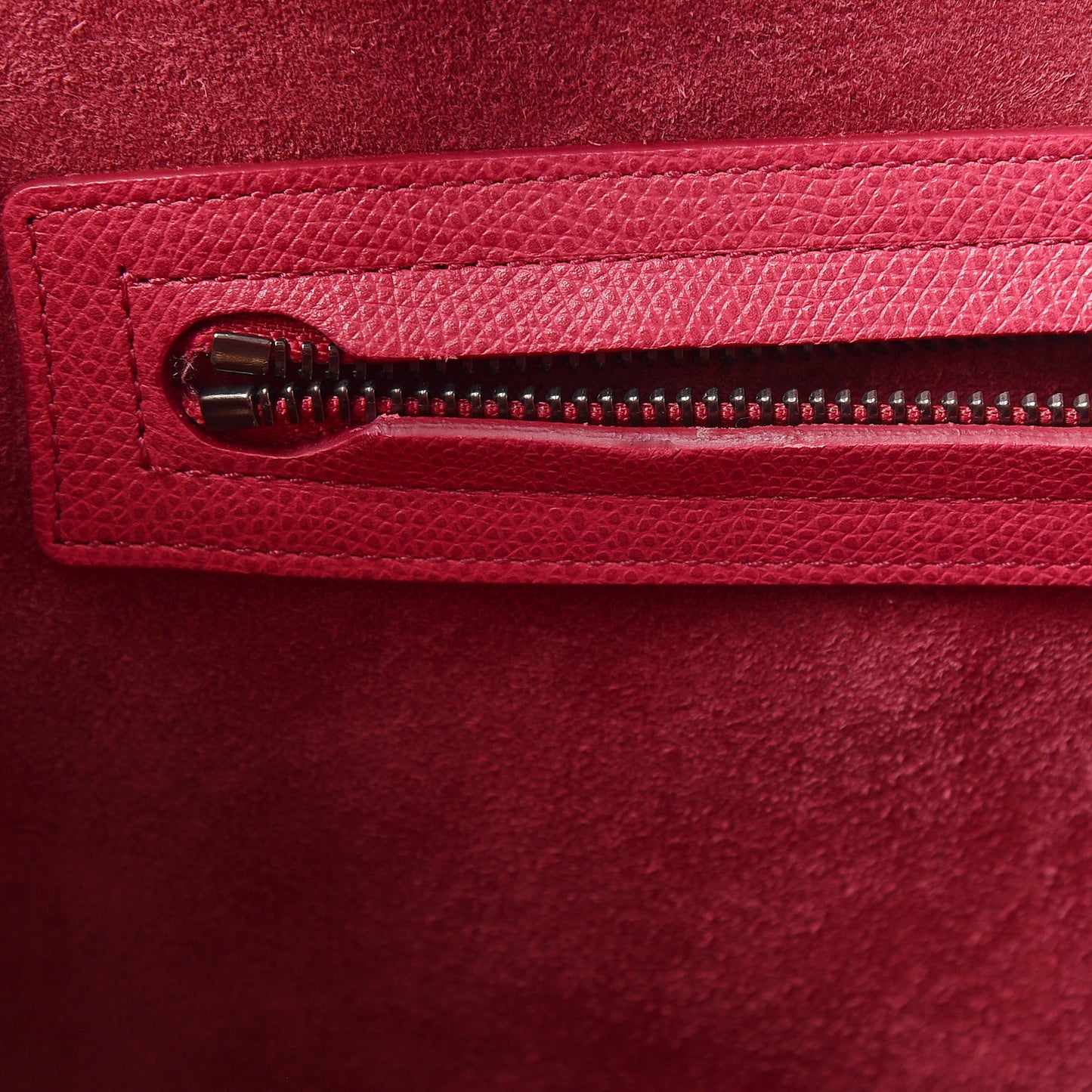 Supple Calfskin Medium Phantom Luggage Fuchsia