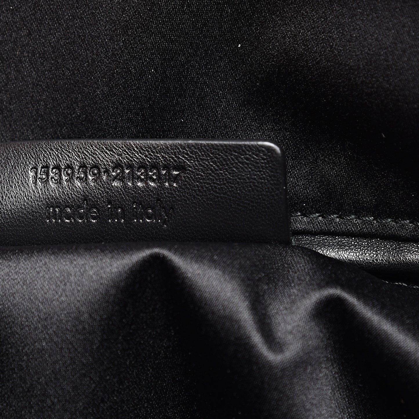 Calfskin Oversized Muse Black