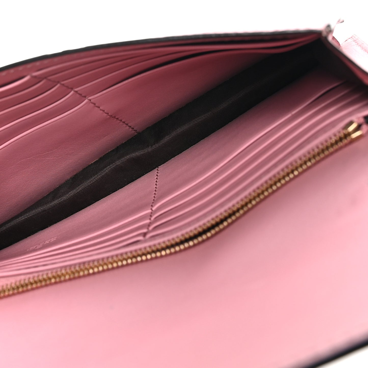 Guccissima Icon Chain Wallet Carmine Rose